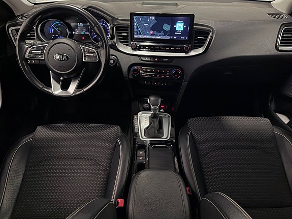 Kia Ceed 13 of 16