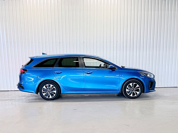 Kia Ceed 2 of 5