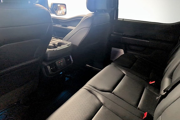 Ford F-150 9 of 12