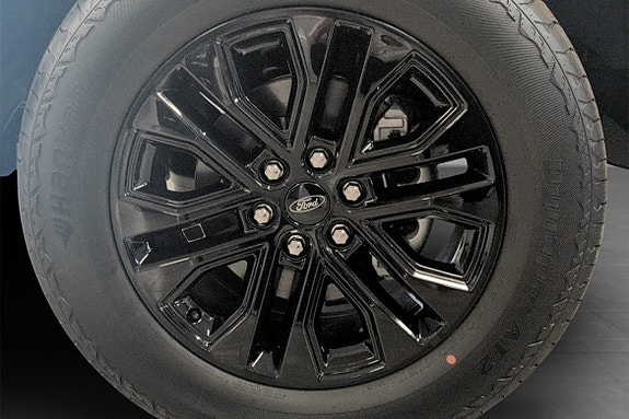 Ford F-150 11 of 12