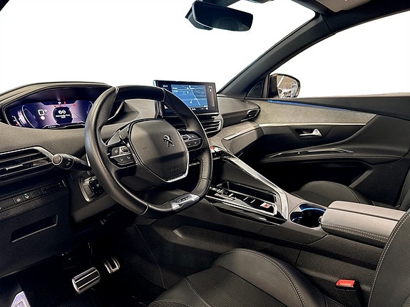 Peugeot 5008 5 of 5