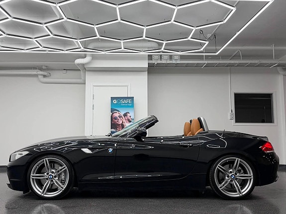 BMW Z4 2 of 5
