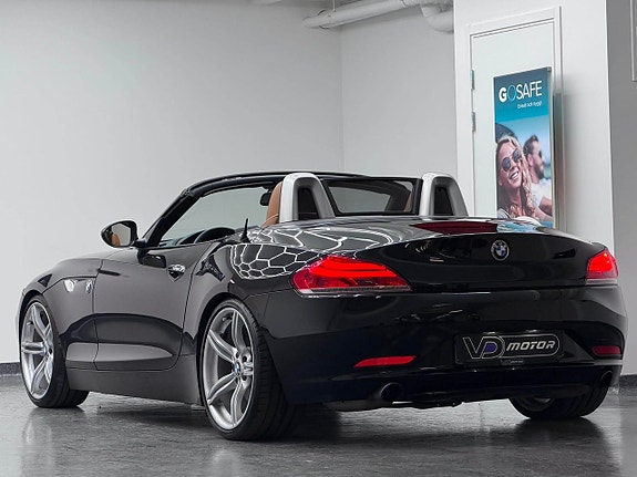 BMW Z4 3 of 5