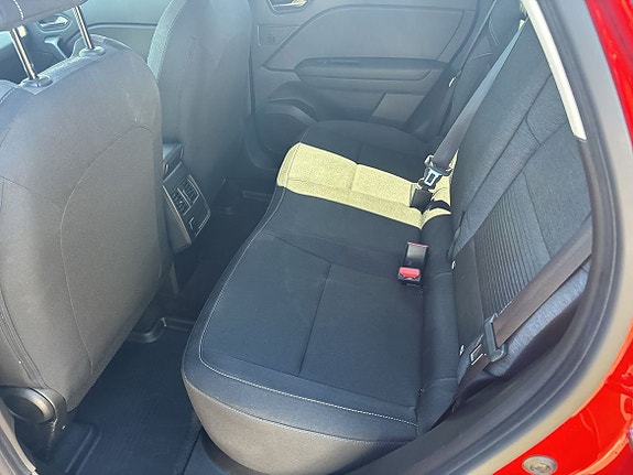 Renault Captur 8 of 14