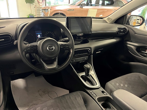 Mazda 2 3 of 3