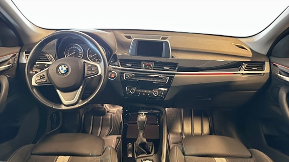BMW X1 4 of 5