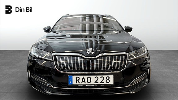 Skoda Superb 4 of 5
