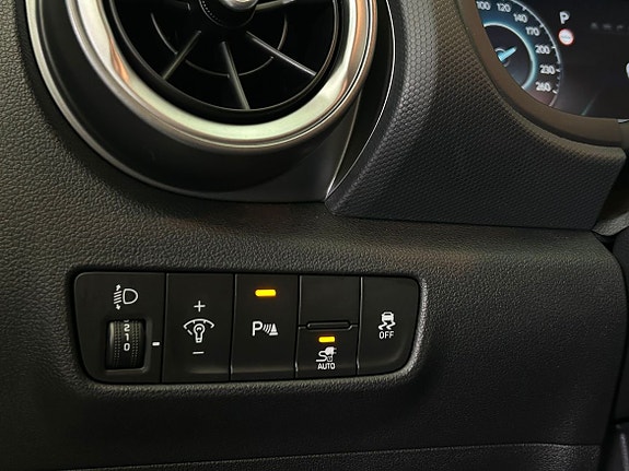 Hyundai Kona 10 of 22
