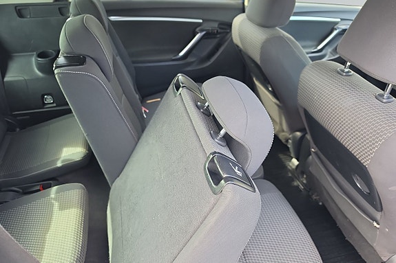 Toyota Verso 9 of 10