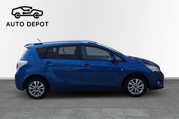 Toyota Verso 3 of 5