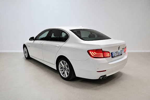 BMW 520d 4 of 5