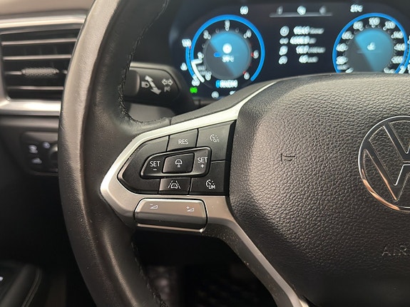 Volkswagen Amarok 21 of 30
