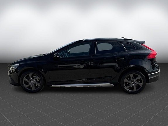 Volvo V40 Cross Country 5 of 5