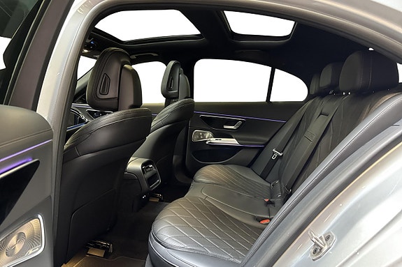 Mercedes-Benz E220 d 13 of 15