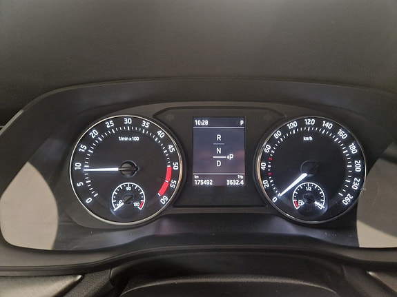 Skoda Octavia 12 of 13
