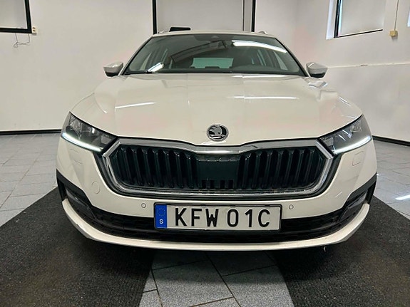 Skoda Octavia 5 of 16