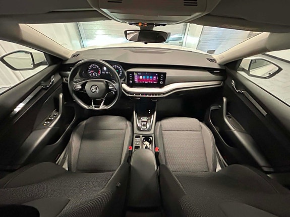 Skoda Octavia 9 of 16