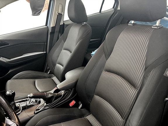 Mazda 3 5 of 15