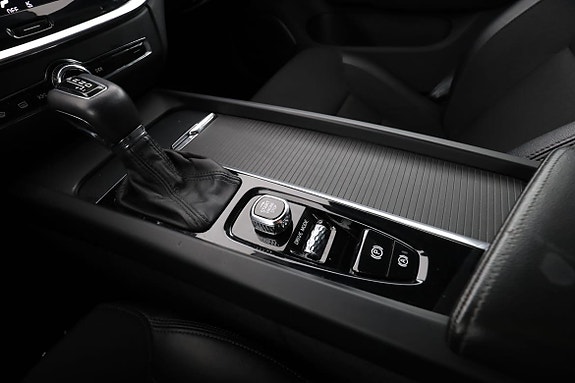 Volvo V60 27 of 30