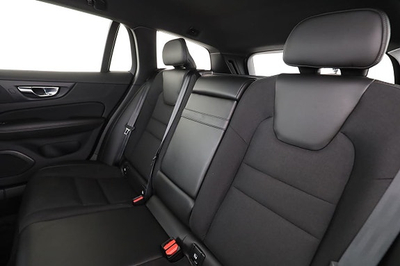 Volvo V60 15 of 30