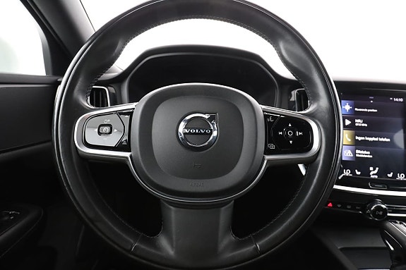 Volvo V60 19 of 30