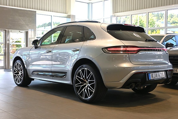 Porsche Macan S 3 of 5
