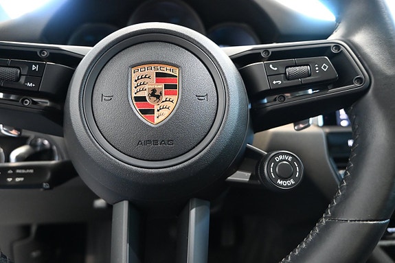 Porsche Macan S 21 of 29