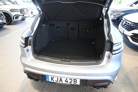 Porsche Macan S 15 of 29