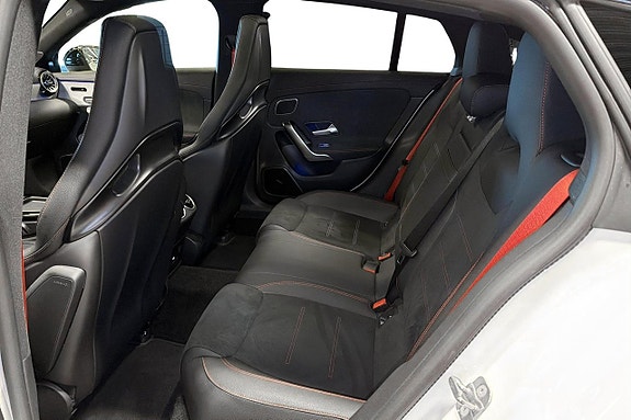 Mercedes-Benz CLA45 15 of 18