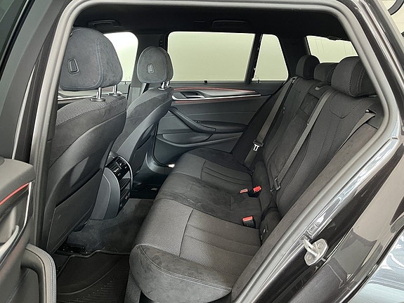 BMW 520 11 of 14