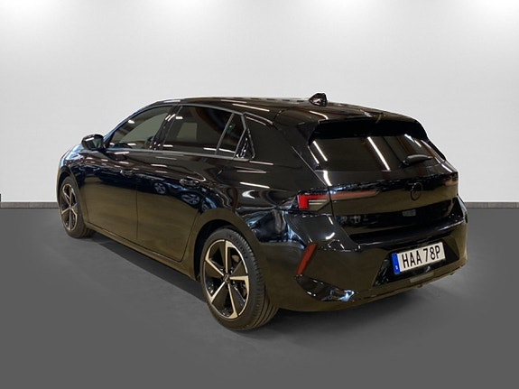 Opel Astra 4 of 5