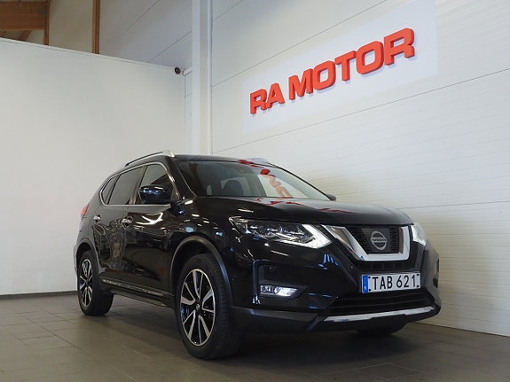 Nissan X-Trail 3 of 5