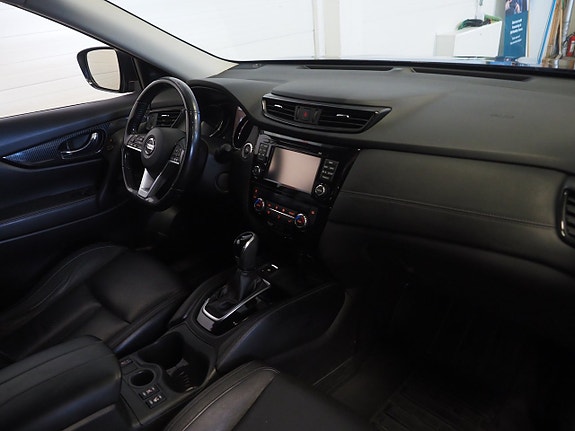 Nissan X-Trail 12 of 25