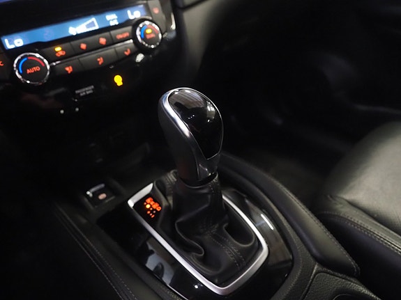 Nissan X-Trail 24 of 25