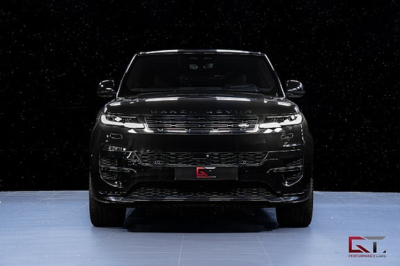 Land Rover Range Rover Sport 3 of 22