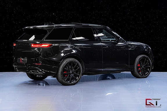 Land Rover Range Rover Sport 8 of 22