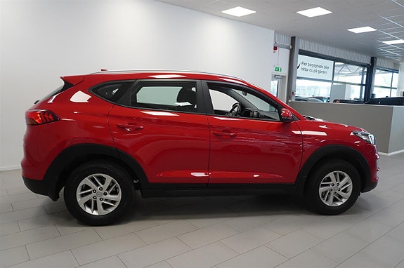 Hyundai Tucson 3 of 5