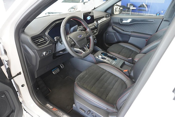 Ford Kuga 2 of 10