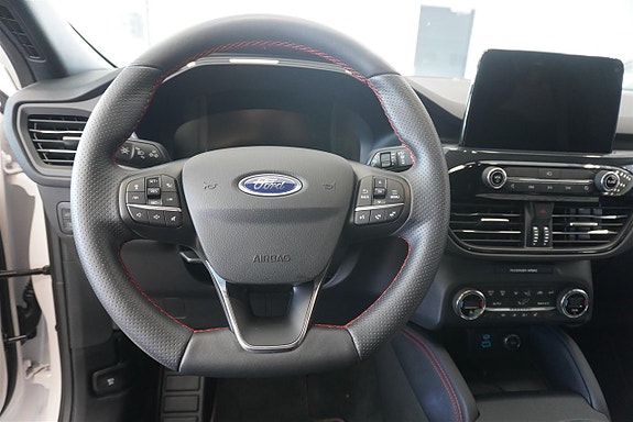 Ford Kuga 9 of 10