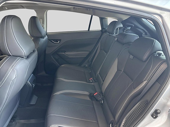 Subaru Crosstrek 9 of 12