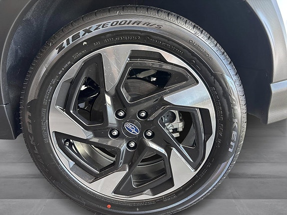 Subaru Crosstrek 10 of 12