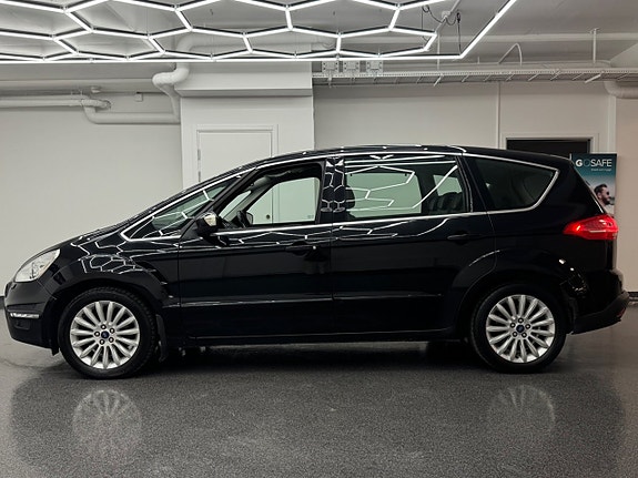 Ford S-MAX 2 of 5