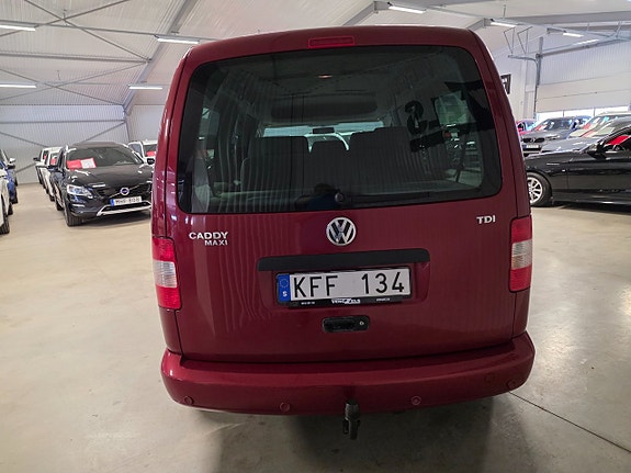 Volkswagen Caddy Maxi 4 of 5