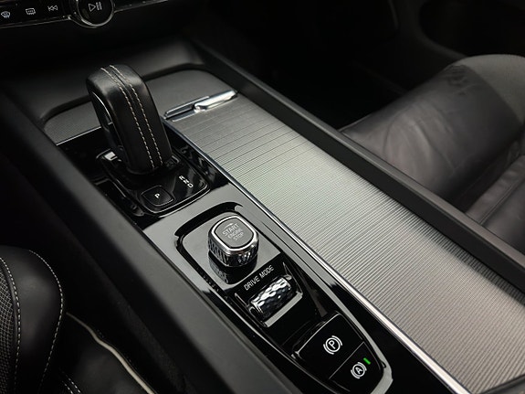 Volvo S60 30 of 30