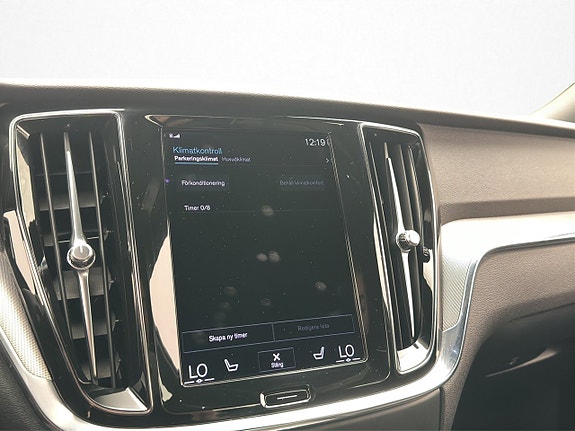 Volvo S60 27 of 30
