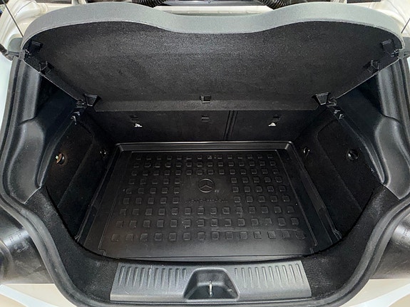 Mercedes-Benz A180 16 of 16