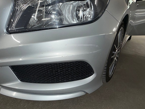 Mercedes-Benz A180 14 of 16