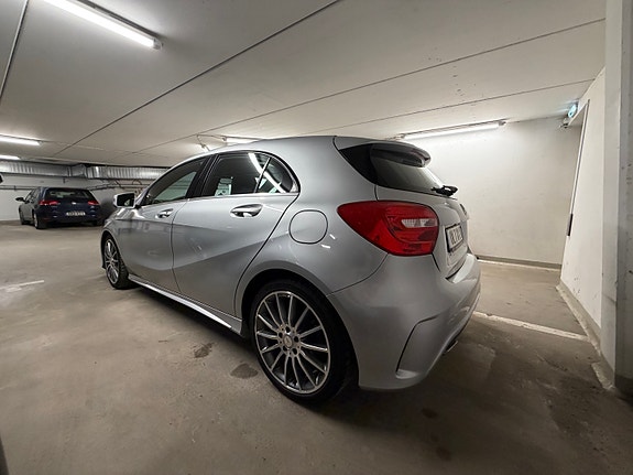 Mercedes-Benz A180 11 of 16