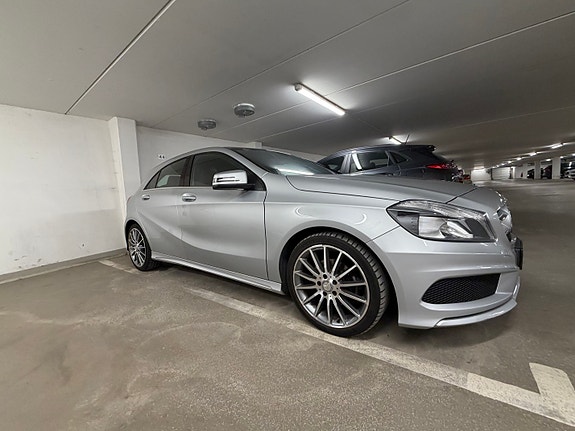 Mercedes-Benz A180 12 of 16