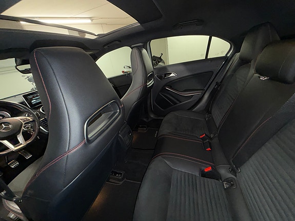 Mercedes-Benz A180 7 of 16
